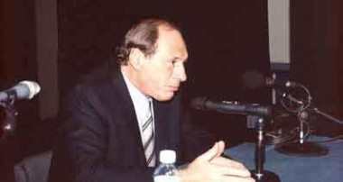 Conferencia a cargo del Dr. Eugenio Zaffaroni (2005)